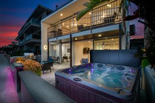 Boardwalk Studio Shared Hot Tub and Patio - San Diego - 0