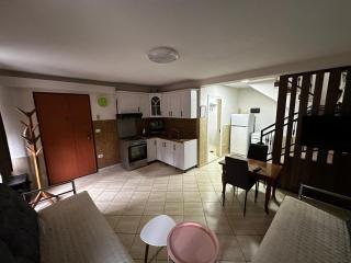 Cozy & Accessible Home, Just Like Yours! - Golem - 8