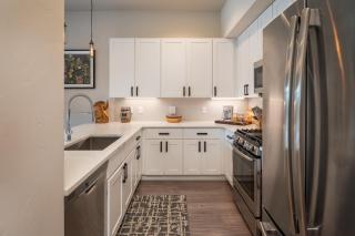 Hideaway Station TS 23 - New in Downtown Winterpark - 1