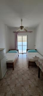 Sunset Boulevard Rooms - Qeparo - 4