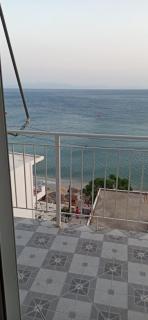 Sunset Boulevard Rooms - Qeparo - 1