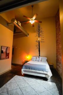 Industrial Escape 2bd 2bath - 7
