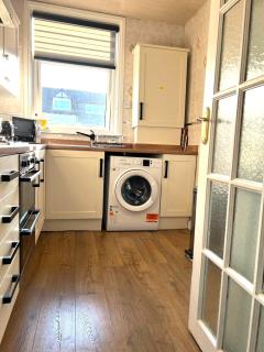 Stylish and Spacious two-bedroom Apartment - 2