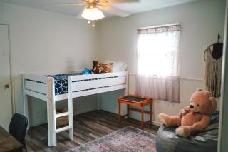 Rose Ranch - Charming Country Home - Iola - 7