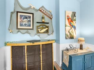 Atlantis Blue - Relaxing beach getaway home directly across the street from beach access! home - Kure Beach - 1