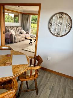 Comfort & Warmth at Stag Lodge Near Queens Park - Invercargill - 6