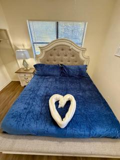 New Family Friendly Sunny home - 8