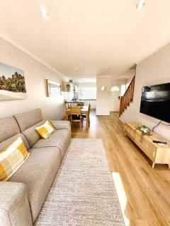 150 Unbeatable Location 3BR Stylish Stay - 8