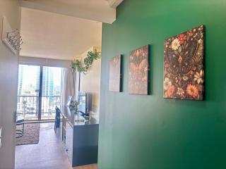 Jungle Rhythm By The Sea Surfers Paradise - 1