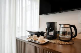 Skyline Mirjana – Cozy Apartment with Terrace - Bari - 9