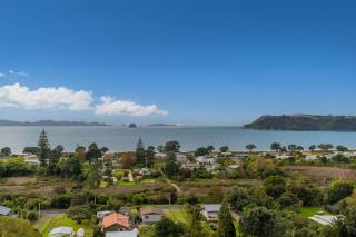 Hosts on the Coast Views from the Top - 6