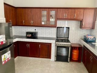 Your Pristine Home Away 2BR 2BA Bunga Munyonyo - Kampala - 8