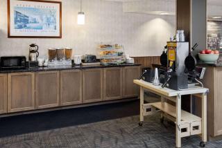Days Inn by Wyndham Penn State - State College - 1