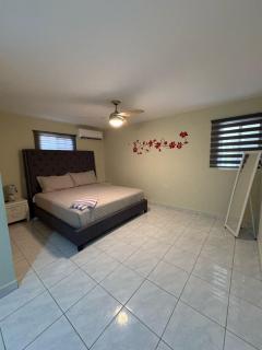 Bijou Villa Bloemond- 3BR-2BTH-pool Studio - Oranjestad - 9