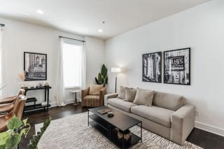 1 BDR Loft Centrally Located in West End - 5