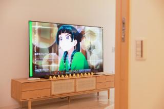 Barrier-free 65 inch TV, enjoy Netflix, luxury mattress - Osaka - 9