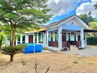 Tepak Nusuk Private Pool Homestay 5 Bedrooms 4 Bathrooms - Kota Bharu - 0