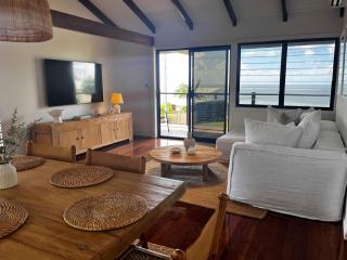 76 Cooloola Drive - Rainbow Beach. Aircon. Wifi. Ocean views - 6