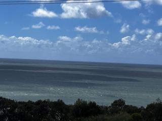76 Cooloola Drive - Rainbow Beach. Aircon. Wifi. Ocean views - Rainbow Beach - 1