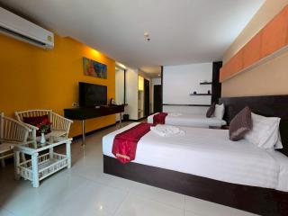 Baron Beach Hotel - 2