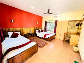 Chitwan Safari Resort - Sauraha - 0