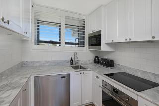 TARA7- On Trend At Taranaki - 7