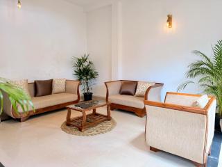 House with Private Pool Perfect for Family Holiday - Dehiwala-Mount Lavinia - 0