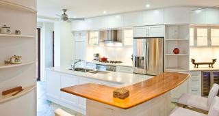 7 Solander near the beach - Port Douglas - 3