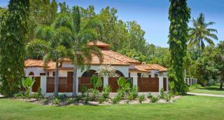 7 Solander near the beach - Port Douglas - 1