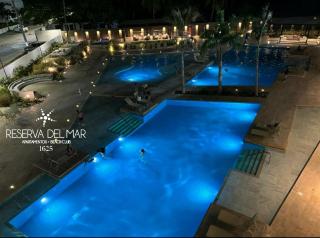 Hermoso y lujoso piso 14 con Salida Directa a la playa y clubhouse increible - Santa Marta - 7