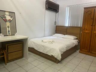 Guest House-Northam Ave - Bankstown - 3
