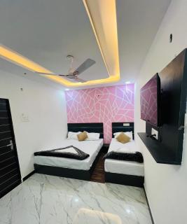Hotel Shree Gangotri - 8
