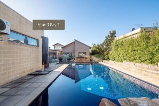 Bayview Bliss - Gas Heated Spa and Solar Heated Pool - Mount Martha - 0