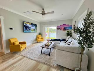 Luxury Waterfron Retreat-near Golf Beach Barefoot - Longs - 0