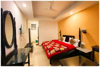 MUSSOORIE HOTEL THE GARDEN! R!CH TO ! MUSSOORIE! - Restaurant - Room Service - Free Parking & free Wi-fi Facilities Available Near Mall Road - A Premium Hotel In Mussoorie for Summer Vacation - 5