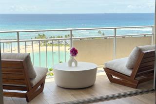 Newly Renovated Oceanview Luxe Stay with Free Parking - Honolulu - 0