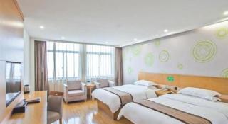 GreenTree Inn Tongxiang Chongfuzhen World Fur Center Branch - Gaoyang - 1