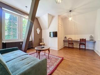 Sahler Duplex 20th-Century Château - Exincourt - 4
