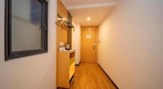 Vatica Hefei Feidong County Yuzhou Central Square Hotel - Hefei - 1