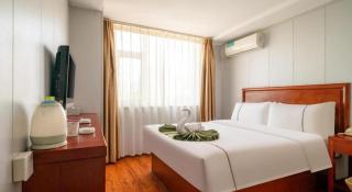 GreenTree Inn Yantai Xingfu Road Marina Plaza Express Hotel - Yantai - 5