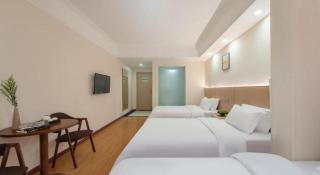 GreenTree Inn Chengdu North Railway Station Beichengtianjie Business Hotel - Chengdu - 1
