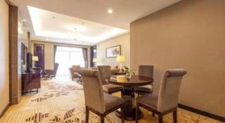 Country Garden Phoenix Hotel Yunfu - Yunfu - 1