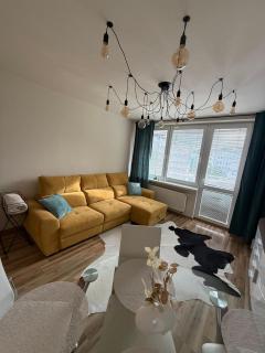 ZENNA Apartment v centre mesta s parkovaním FREE - Zvolen - 9