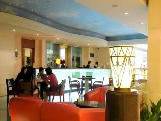 Golden Sea View Hotel Haikou - Haikou - 2
