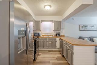 Seas The Day, Pet Friendly Walk to beach! - Panama City Beach - 7