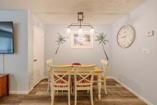 Seas The Day, Pet Friendly Walk to beach! - Panama City Beach - 6