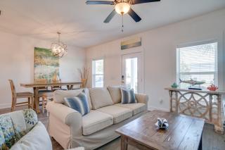 Seabreeze -Walk to beach! Pet friendly! - 6