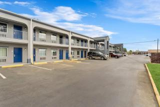 Econo Lodge Fredericksburg near I-95 - 5