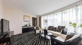 Kunming Long Way Hotel - 9