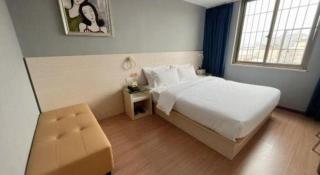 7 Days Inn Guangzhou Panyu Square Shilian Road - Canton - 1